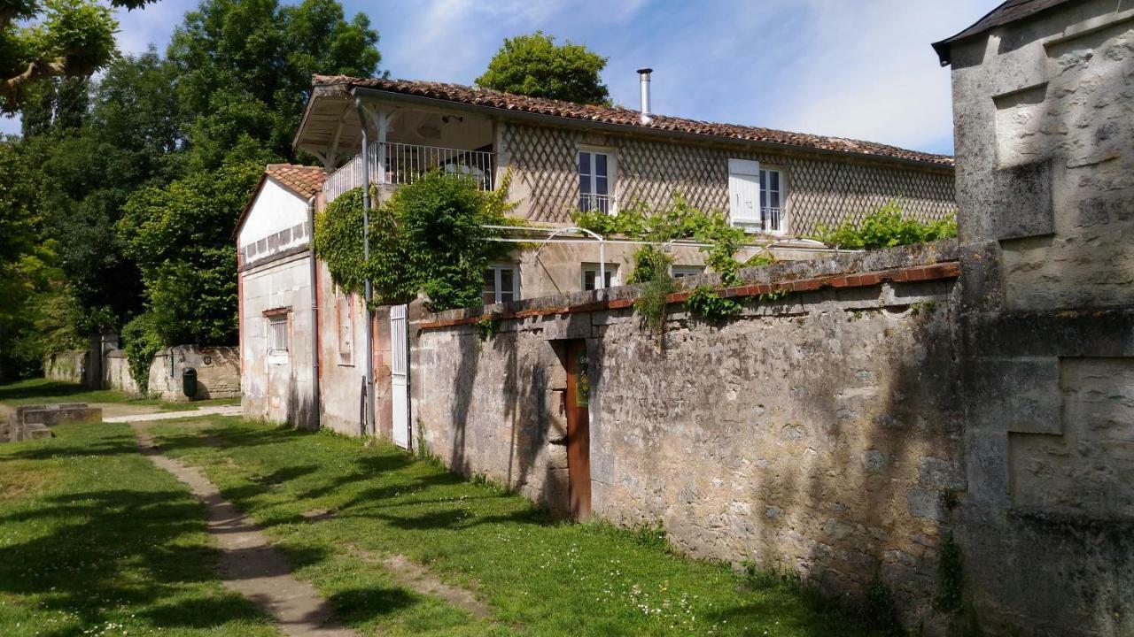 Le Gue Renard-Un Balcon Sur La Charente Villa Jarnac Buitenkant foto